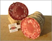 sopressa filettata, sopressa con filetto a treviso, sopressa della tradizione veneta, prodotti tipici della tradizione contadina, salumi a treviso